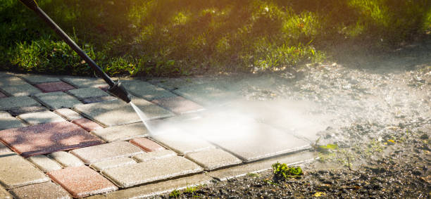 Best Pool Deck Cleaning  in Spring Mount, PA
